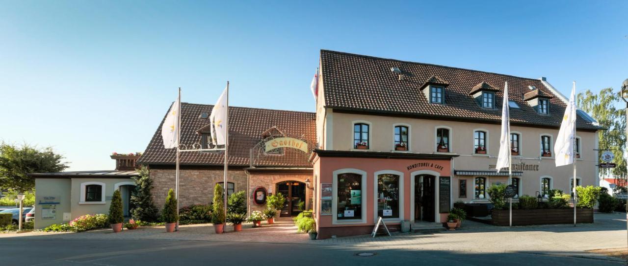 Akzent Hotel Franziskaner Dettelbach Exterior foto