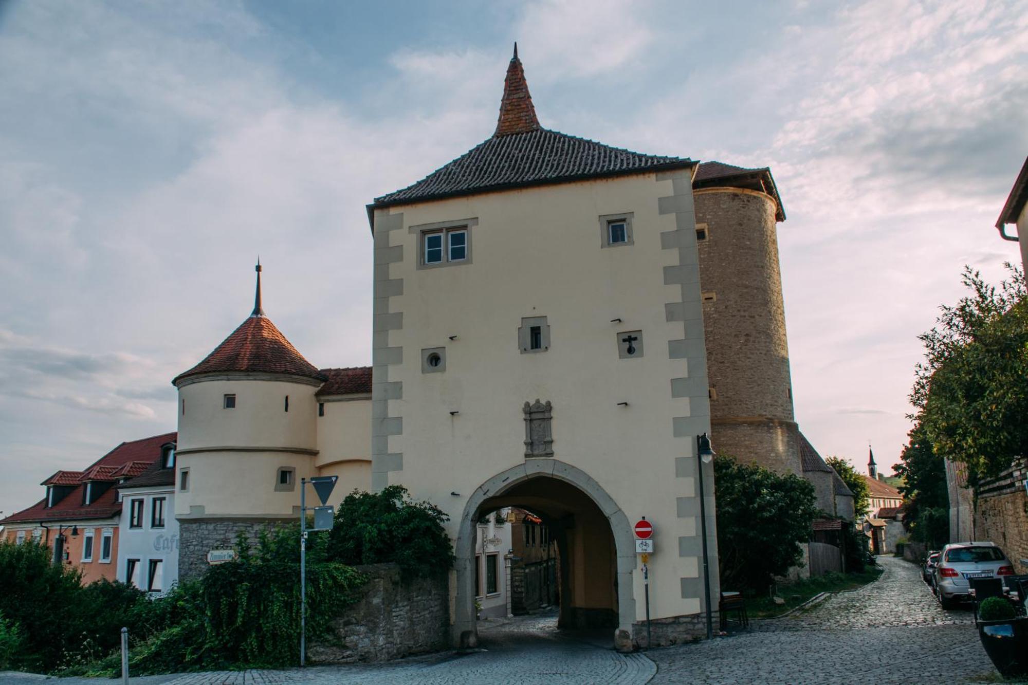 Akzent Hotel Franziskaner Dettelbach Exterior foto